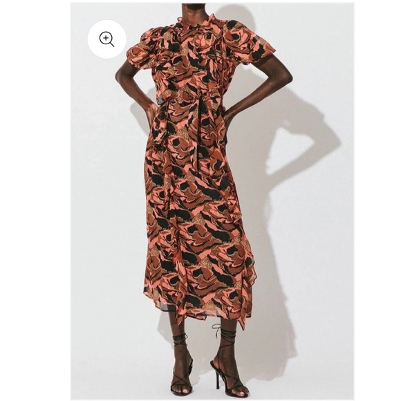 Cleobella Dresses & Skirts - Cleobella Paige Printed Midi Dress Ruffle Puff Sleeve